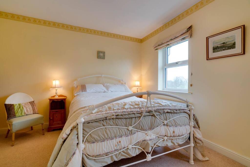 Barley Cottage Whittington  Eksteriør bilde