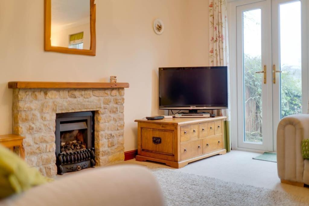 Barley Cottage Whittington  Eksteriør bilde