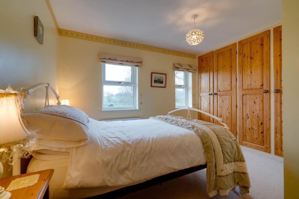 Barley Cottage Whittington  Eksteriør bilde