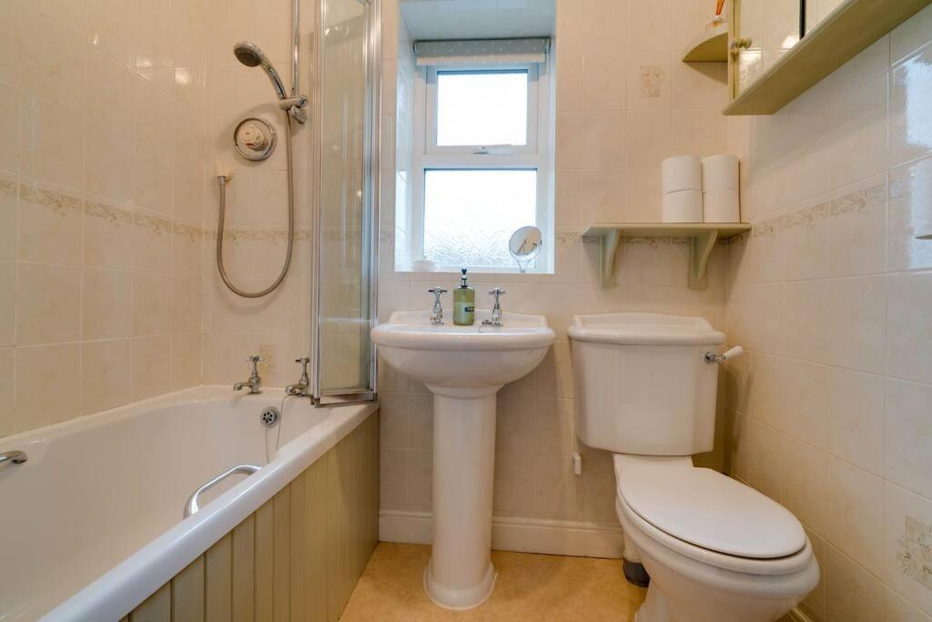 Barley Cottage Whittington  Eksteriør bilde
